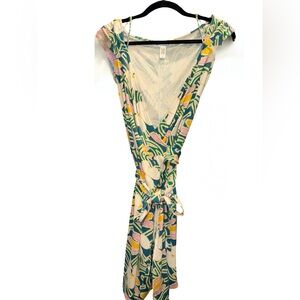 Diane Von Furstenberg Floral Wrap 💯 % SILK JERSEY in Green, Pink WHITE  & Yellow